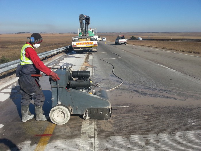 Concrete cutting grinding sawing